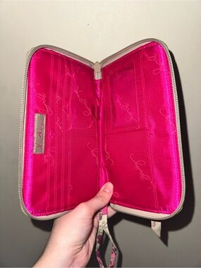 Vera Bradley Paisley Zip Wallet - Pink Pattern